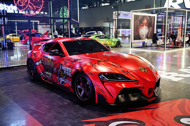 在北京，围绕京牌产生的信息需求一直存在，这也让不少京牌出租信息平台应运而生，京牌出租平台也好，还是京牌出租中介也罢，它们真正的价值并不在于撮合速度，而在于信息本身是否清楚、真实、对用户有帮助，是否能为车牌出租用户同京牌租用用户解决真正的需求，同时只承担很小的风险。  从平台定位上看，最重要的一点是把自己明确为信息平台，而不是交易平台，京牌出租平台主要工作是整理信息、解释背景、说明常见情况，而不是替任何一方谈条件、做决定，现实中很多问题之所以容易出争议，往往是因为平台角色模糊，一会儿像信息发布方，一会儿又像中介主导者，真正相对稳妥的做法，是始终站在中间位置，把市场中常见的情况讲清楚，让用户自己去判断是否继续了解，而不是由平台去推动结果。  京牌出租平台更适合用说明型和引导型的方式来服务用户，比如介绍京牌相关的基本背景、常见需求类型、沟通流程，以及大家普遍关心的问题，而不是直接给出具体方案或结论。很多第一次接触京牌出租信息的人，其实并不知道从哪里入手，如果平台能用通俗的话把整体情况捋一遍，本身就已经解决了大半疑问，这种内容既符合知识类网站的定位，也更容易被用户接受。  平台可以介绍影响双方选择的因素，但不宜把内容做成“对号入座”的模板，更不要给人一种“照着来就行”的感觉，现实情况往往千差万别，过于简单化的表达，反而容易让人产生误解。把复杂问题拆解成几个容易理解的点，让用户形成基本判断能力，比直接给答案更有价值。这也是很多能长期存在的平台，慢慢形成信任的原因。  最后一点也是很多平台容易忽视的，就是长期思路，如果平台只盯着短期效果，促成交，很容易在内容和服务上越界；而真正想做得久的，往往更愿意慢下来，把信息做扎实，出租用户或租用车牌对用户来说，一个不急着下结论、不刻意引导的京牌出租信息平台，反而更值得参考。