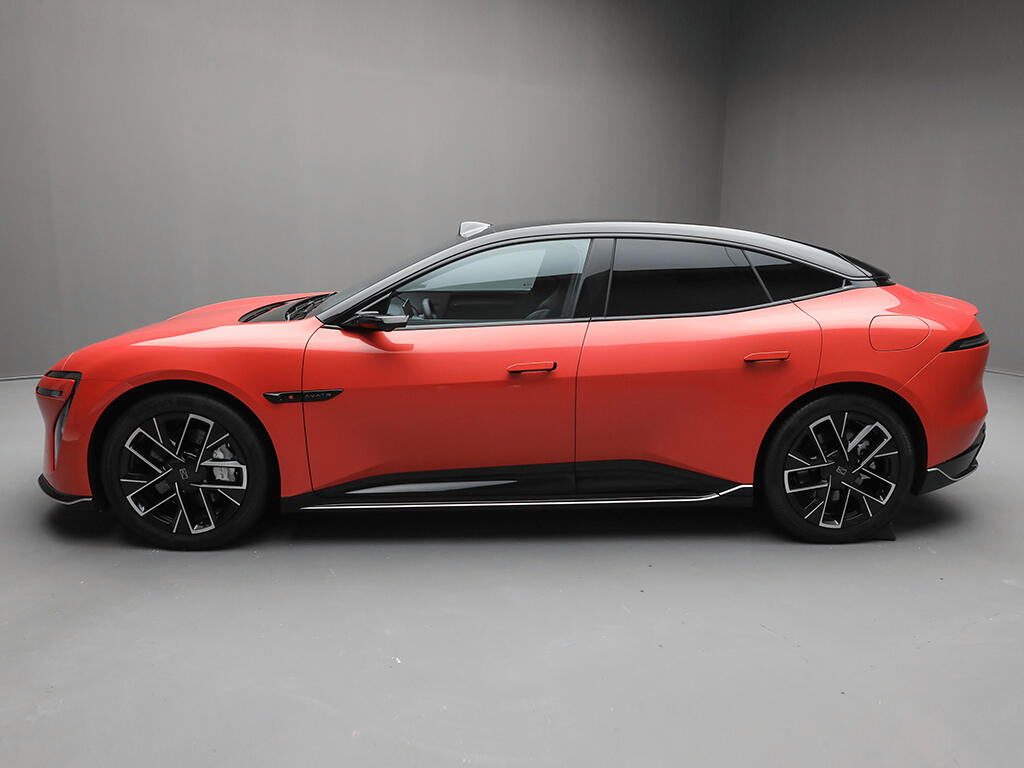 阿维塔06T旅行车发布！外形不输蔚来ET5T，20万能大卖？