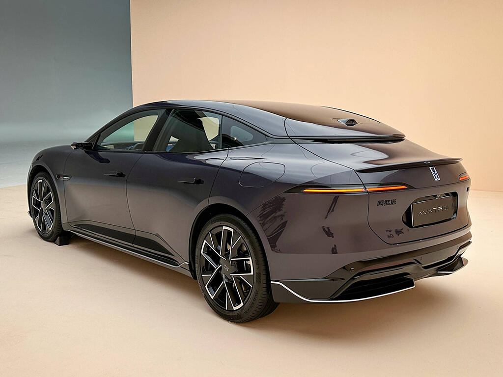 阿维塔06T旅行车发布！外形不输蔚来ET5T，20万能大卖？