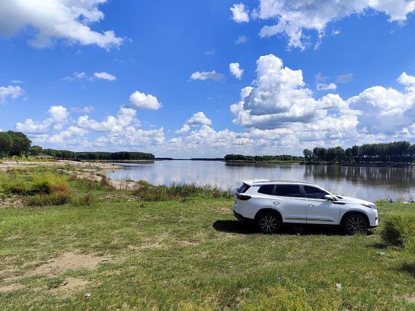 夫妻过户北京京牌需满足几个条件